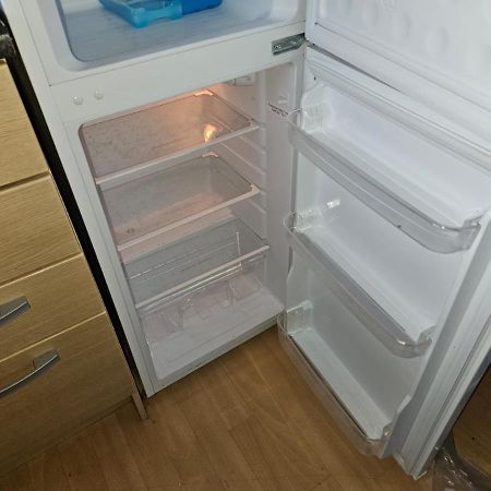 6 Berth Pet Friendly Caravan On Sandy Glade Berrow Екстериор снимка